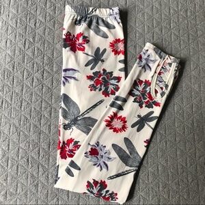 White Dragonfly & Floral Lotus Print Super Soft Peachskin Lattice CutoutLeggings
